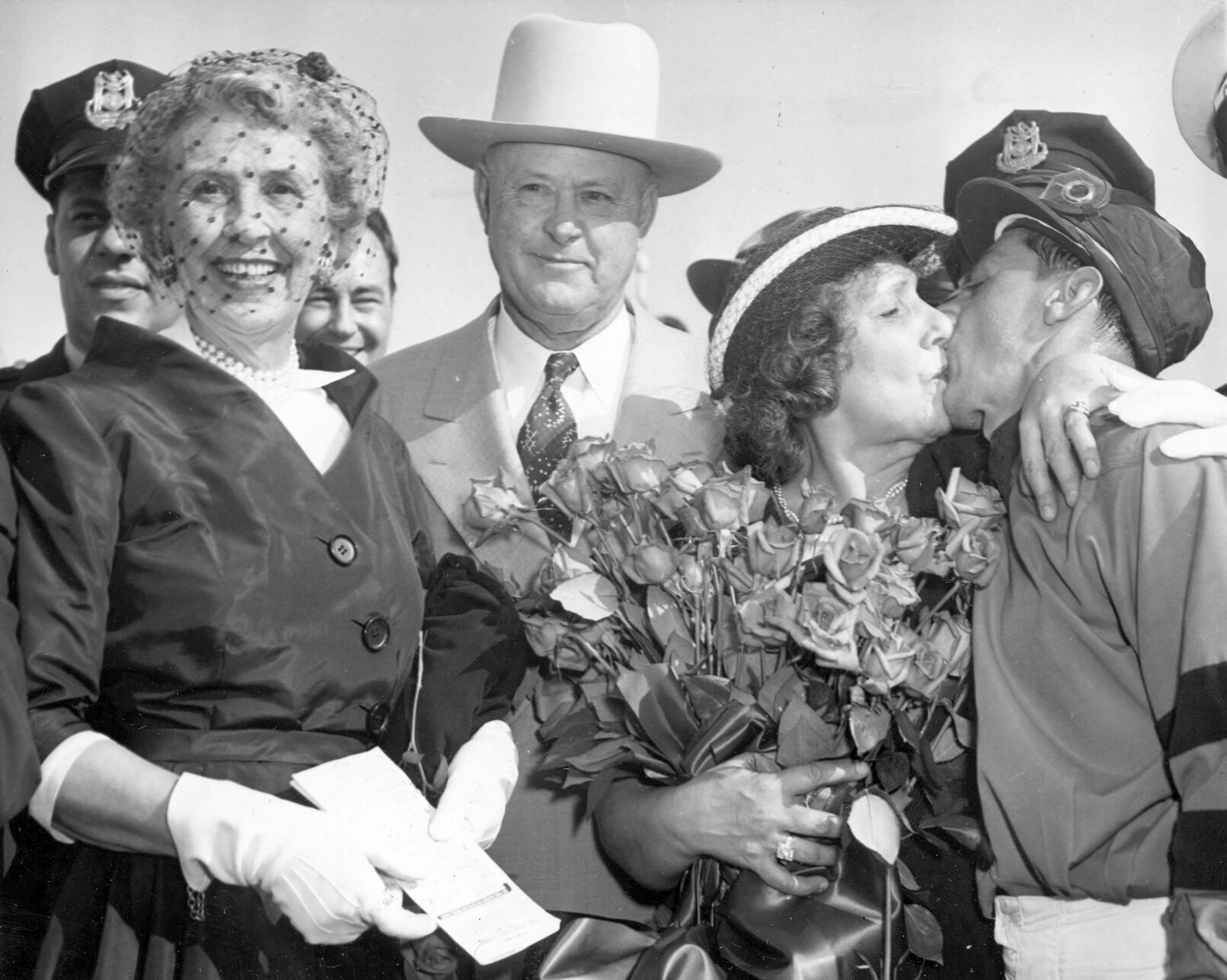 1952: CBS first network to televise Kentucky Derby